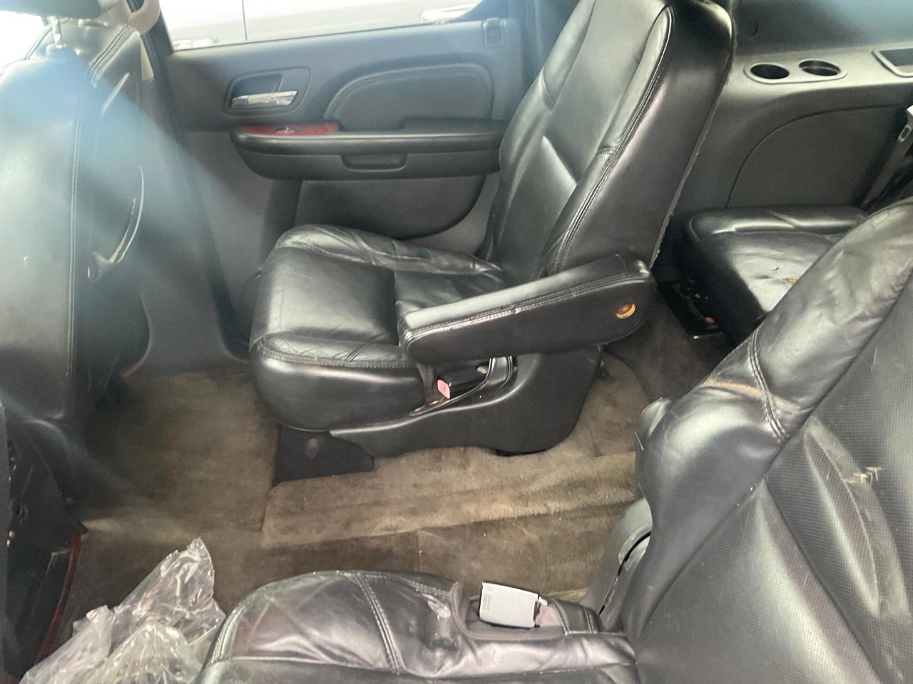 Cadillac Escalade ESV AWD 4dr 2007