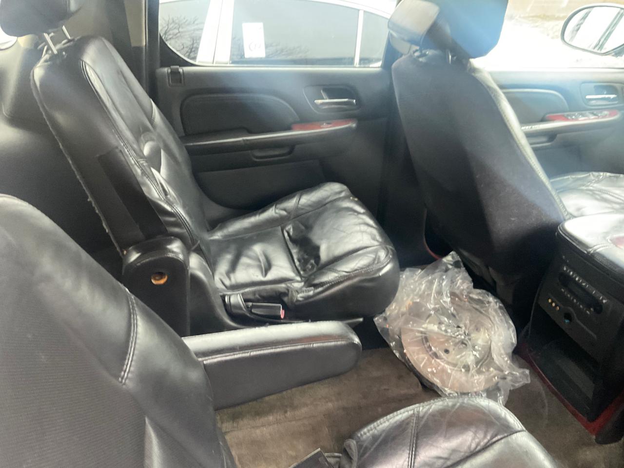 Cadillac Escalade ESV AWD 4dr 2007