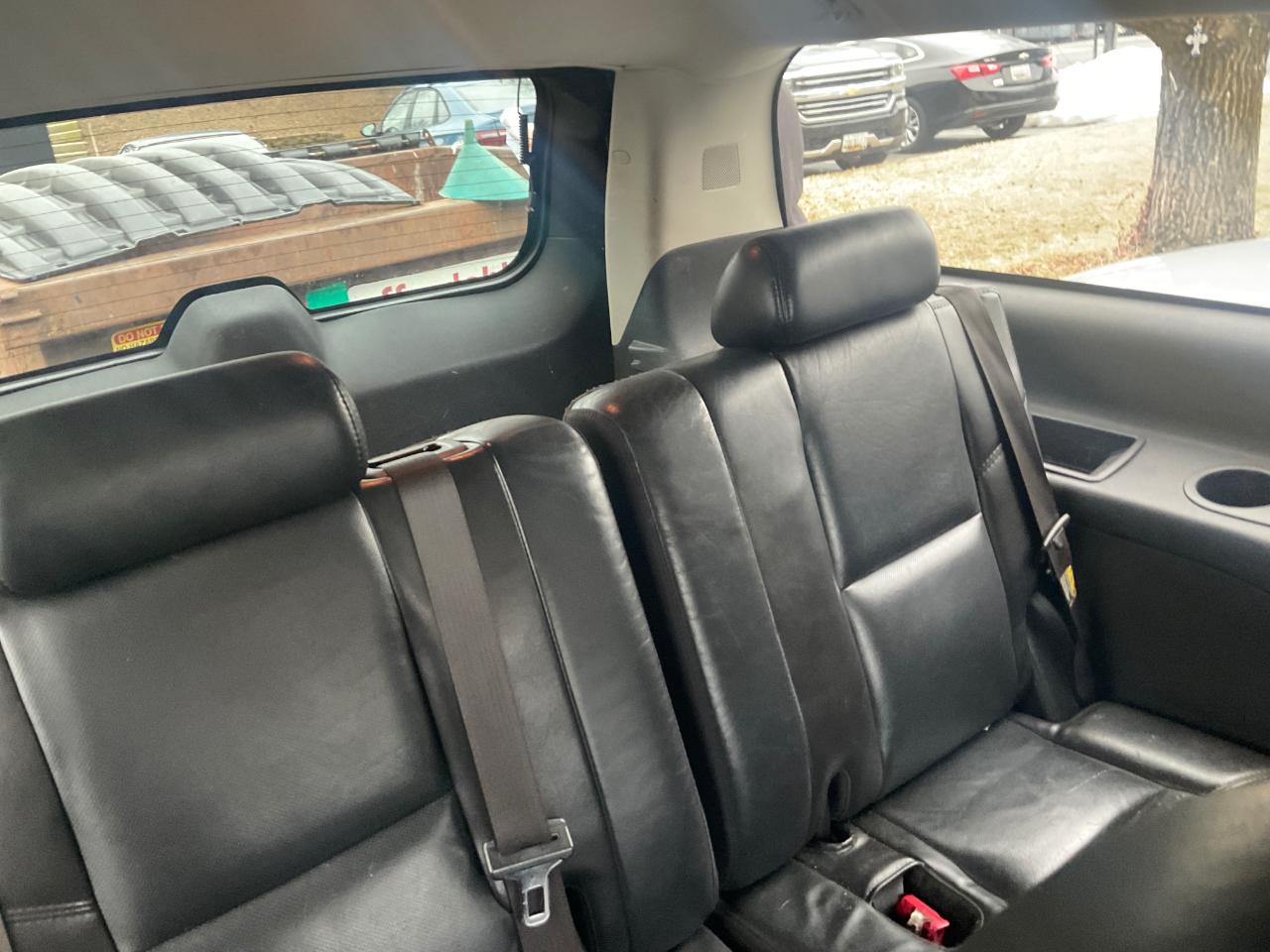 Cadillac Escalade ESV AWD 4dr 2007