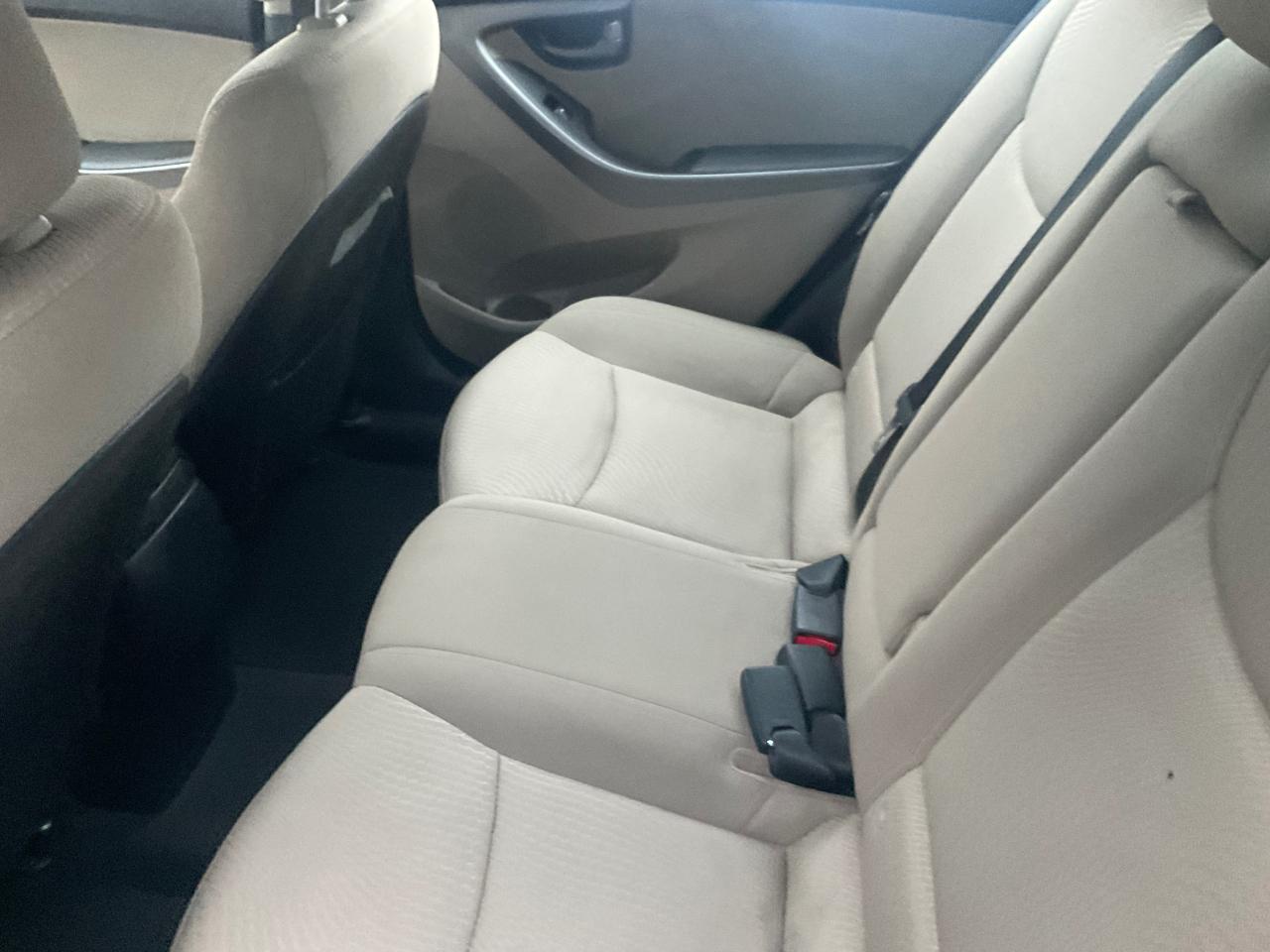 Hyundai Elantra 4dr Sdn Auto SE (Alabama Plant) 2014