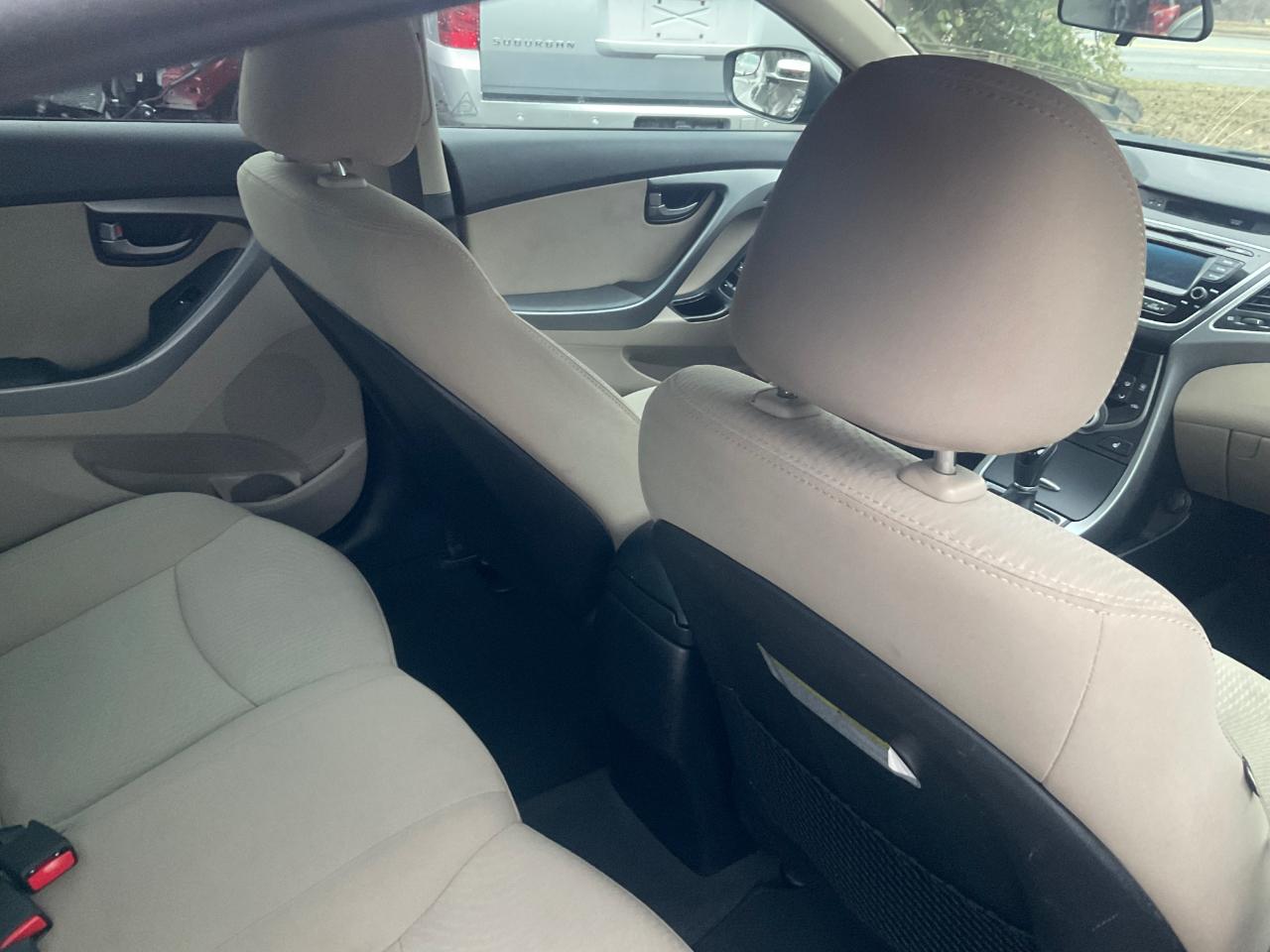 Hyundai Elantra 4dr Sdn Auto SE (Alabama Plant) 2014