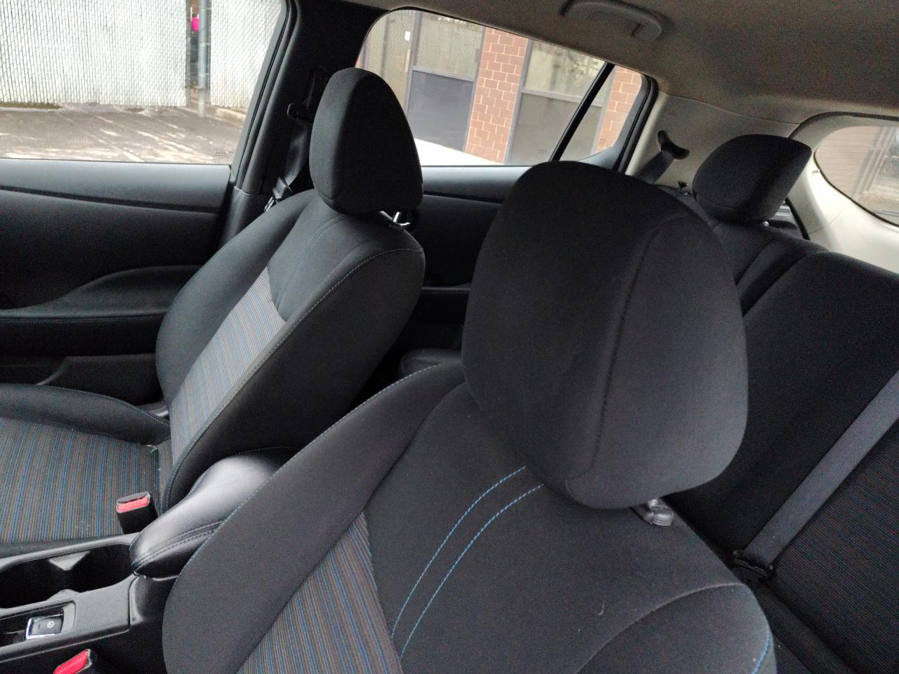 Nissan Leaf SV Hatchback 2019