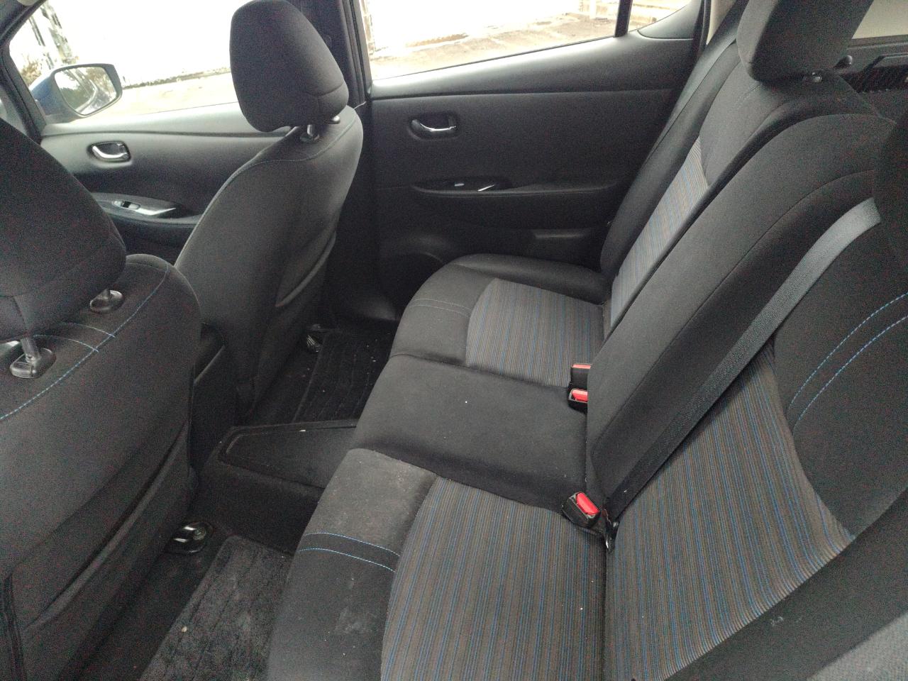 Nissan Leaf SV Hatchback 2019