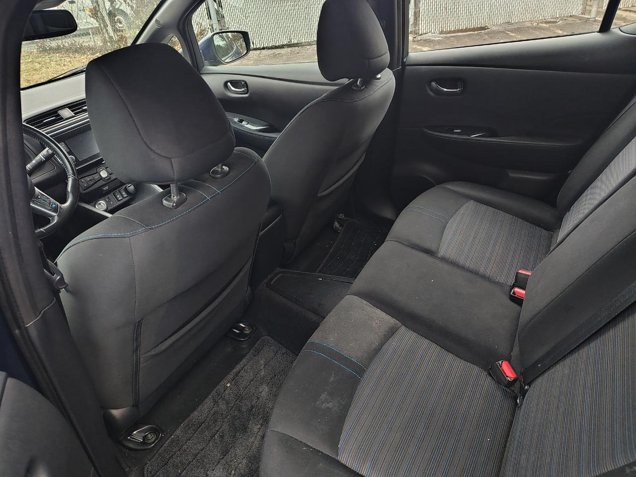 Nissan Leaf SV Hatchback 2019