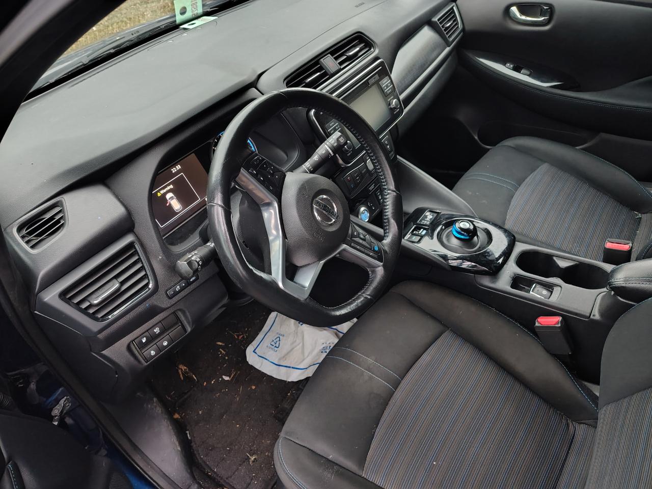 Nissan Leaf SV Hatchback 2019