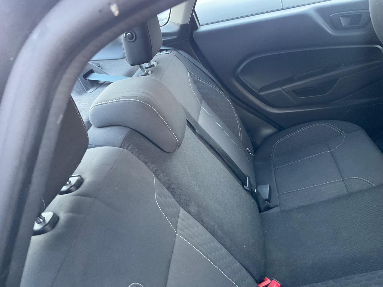 Ford Fiesta SE Sedan 2017