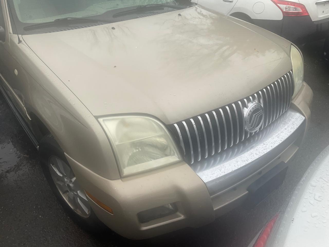 Mercury Mountaineer 4dr Luxury AWD 2006