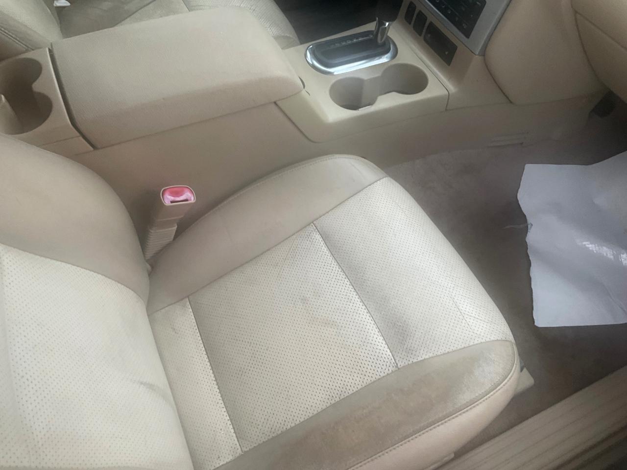 Mercury Mountaineer 4dr Luxury AWD 2006