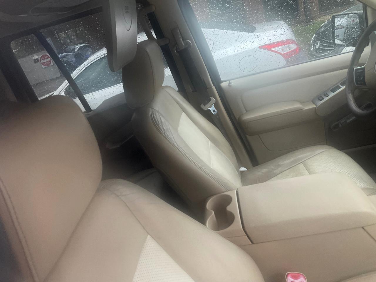 Mercury Mountaineer 4dr Luxury AWD 2006