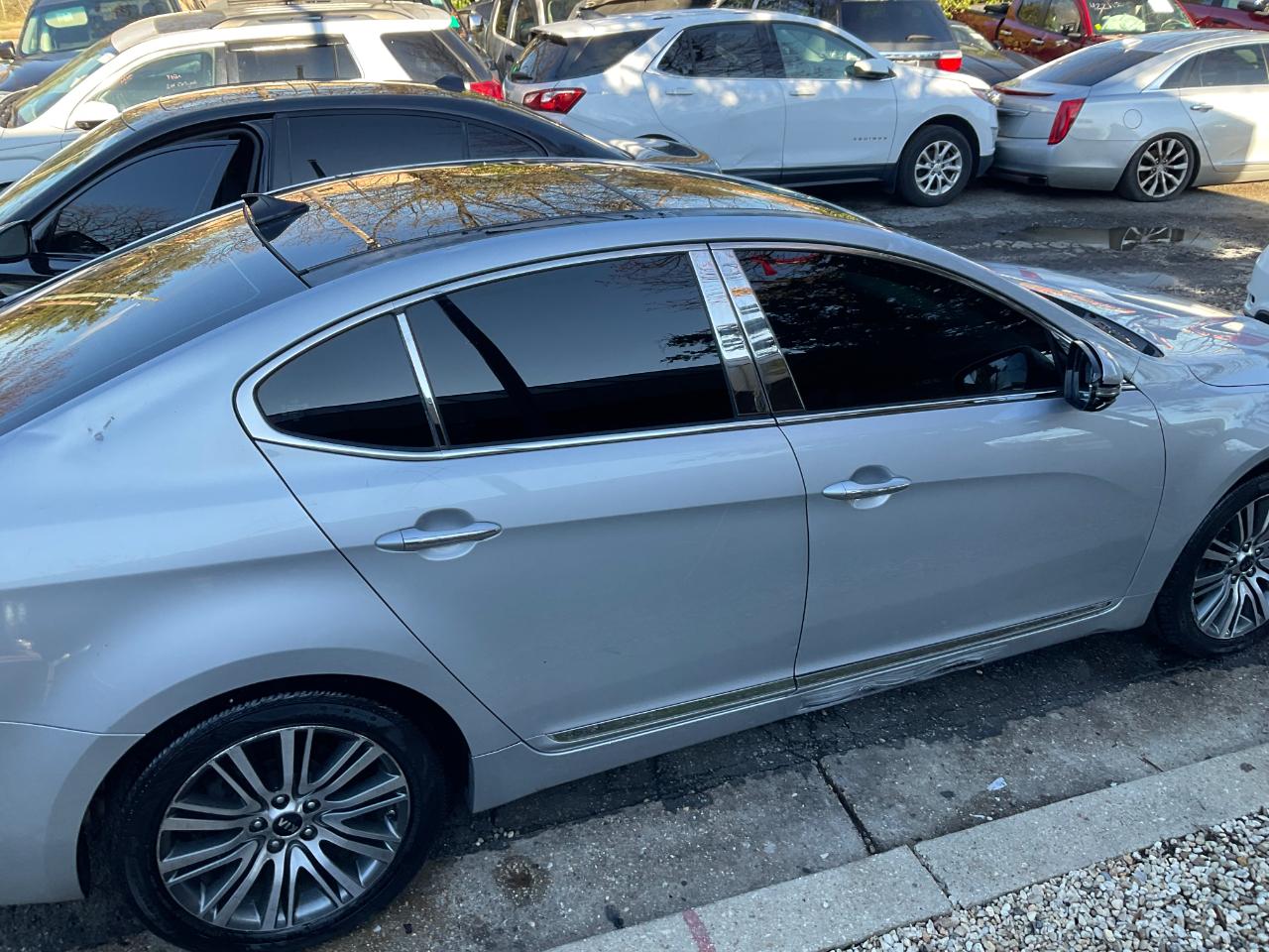 Kia Cadenza 4dr Sdn Premium 2016