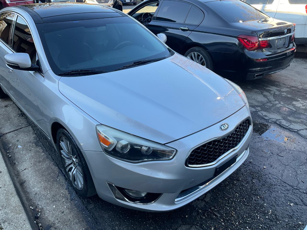 Kia Cadenza 4dr Sdn Premium 2016