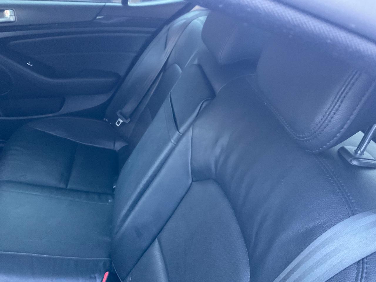 Kia Cadenza 4dr Sdn Premium 2016