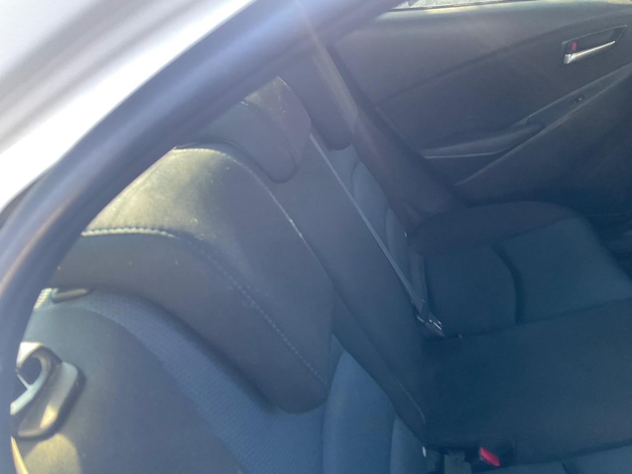 Scion iA 4dr Sdn Man (Natl) 2016