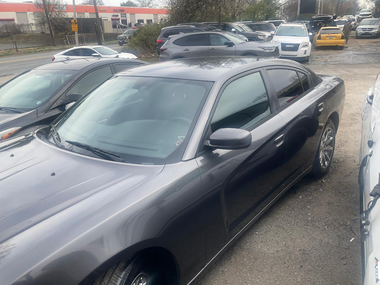 Dodge Charger 4dr Sdn SE RWD 2013