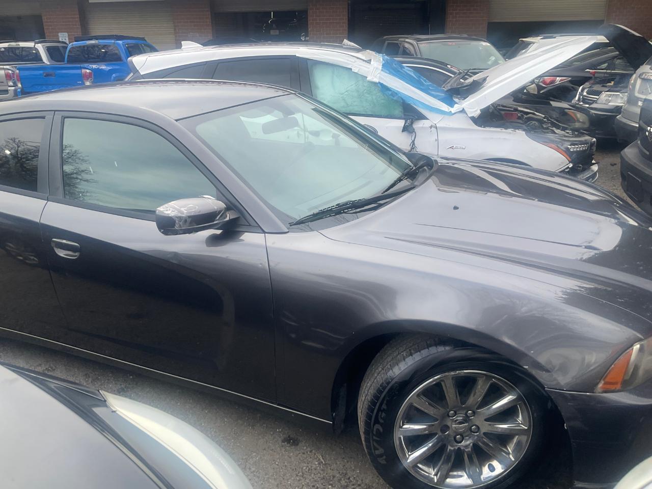 Dodge Charger 4dr Sdn SE RWD 2013