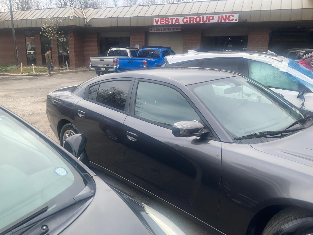 Dodge Charger 4dr Sdn SE RWD 2013