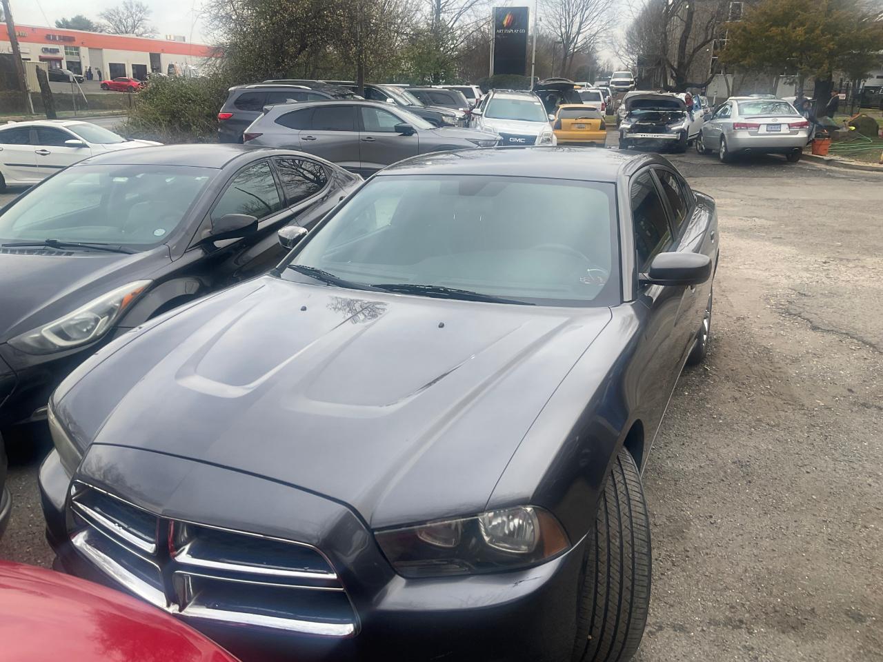 Dodge Charger 4dr Sdn SE RWD 2013