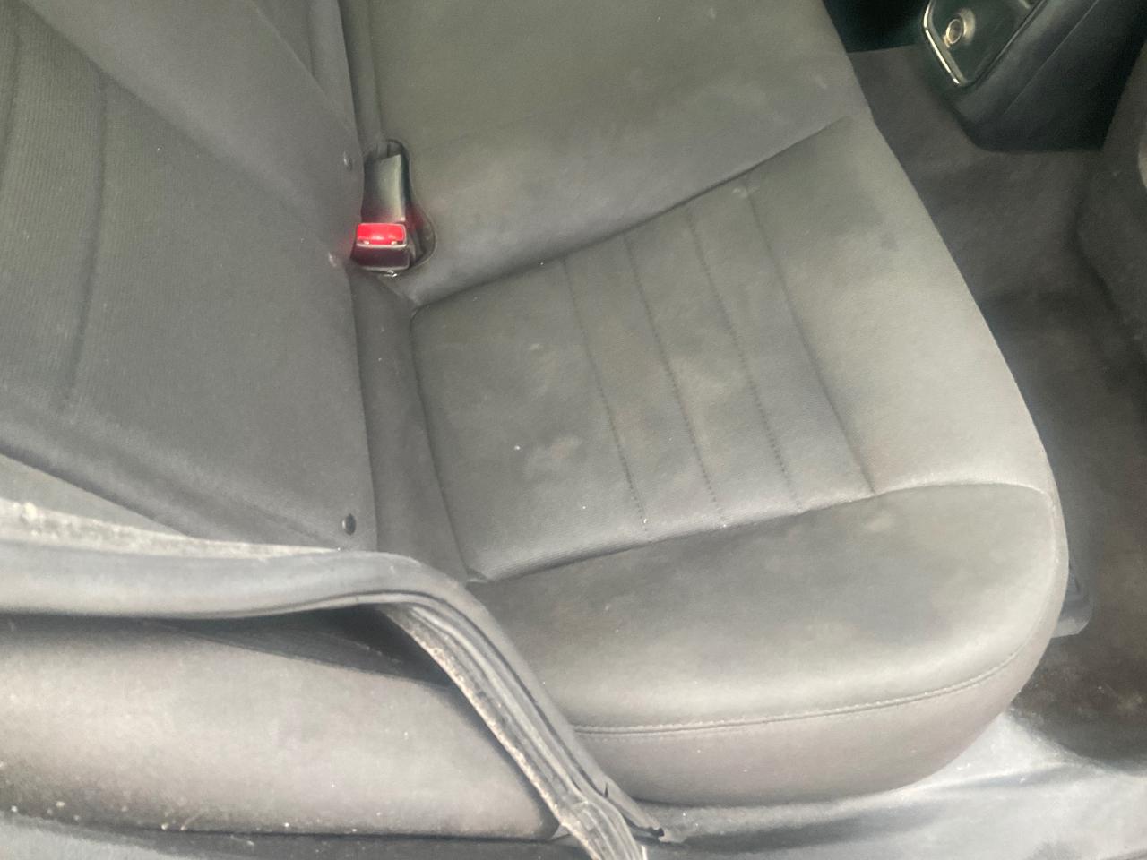 Dodge Charger 4dr Sdn SE RWD 2013