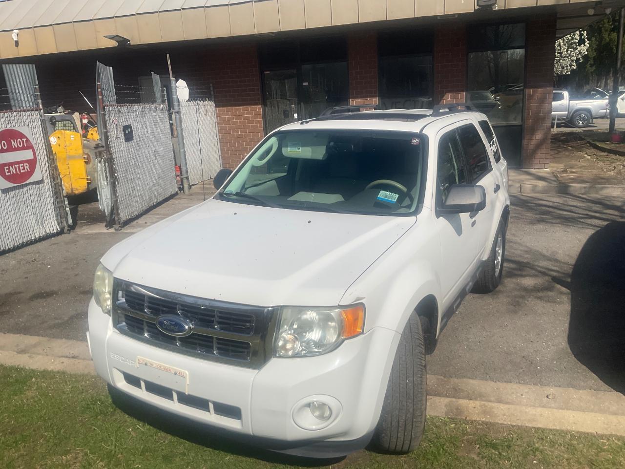 Ford Escape 4WD 4dr XLT 2012