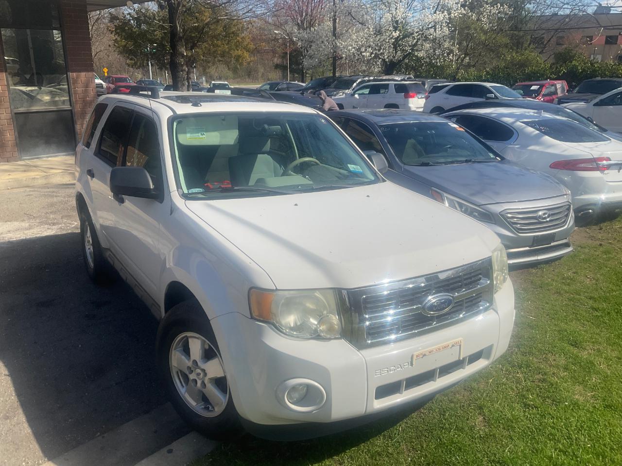 Ford Escape 4WD 4dr XLT 2012