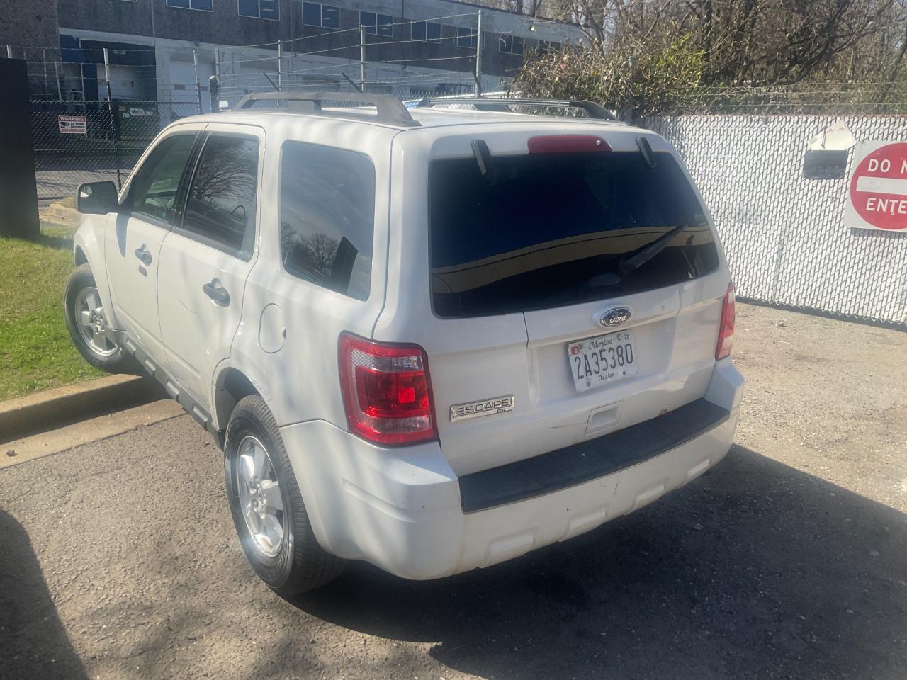Ford Escape 4WD 4dr XLT 2012