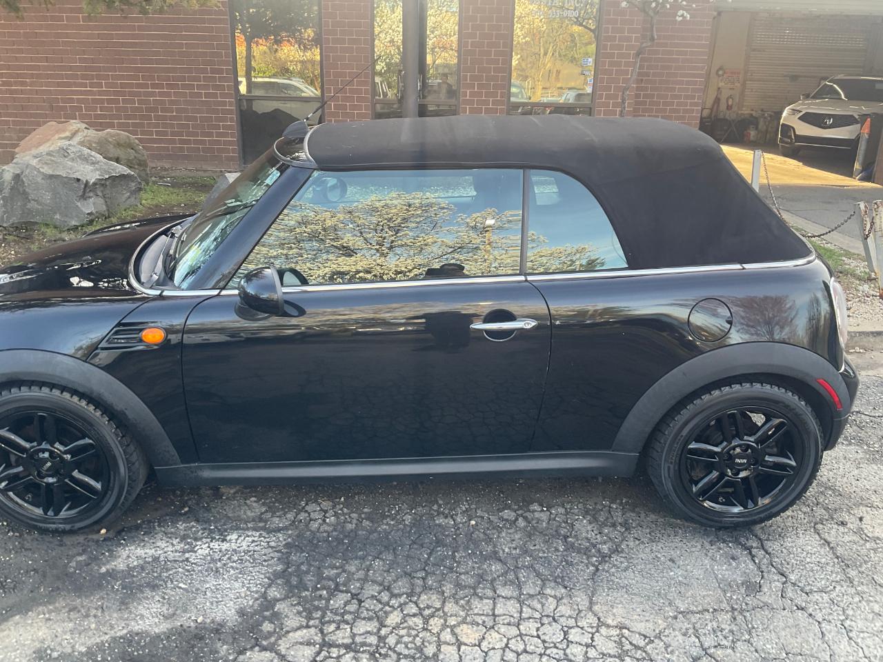 MINI Cooper Convertible 2dr 2015