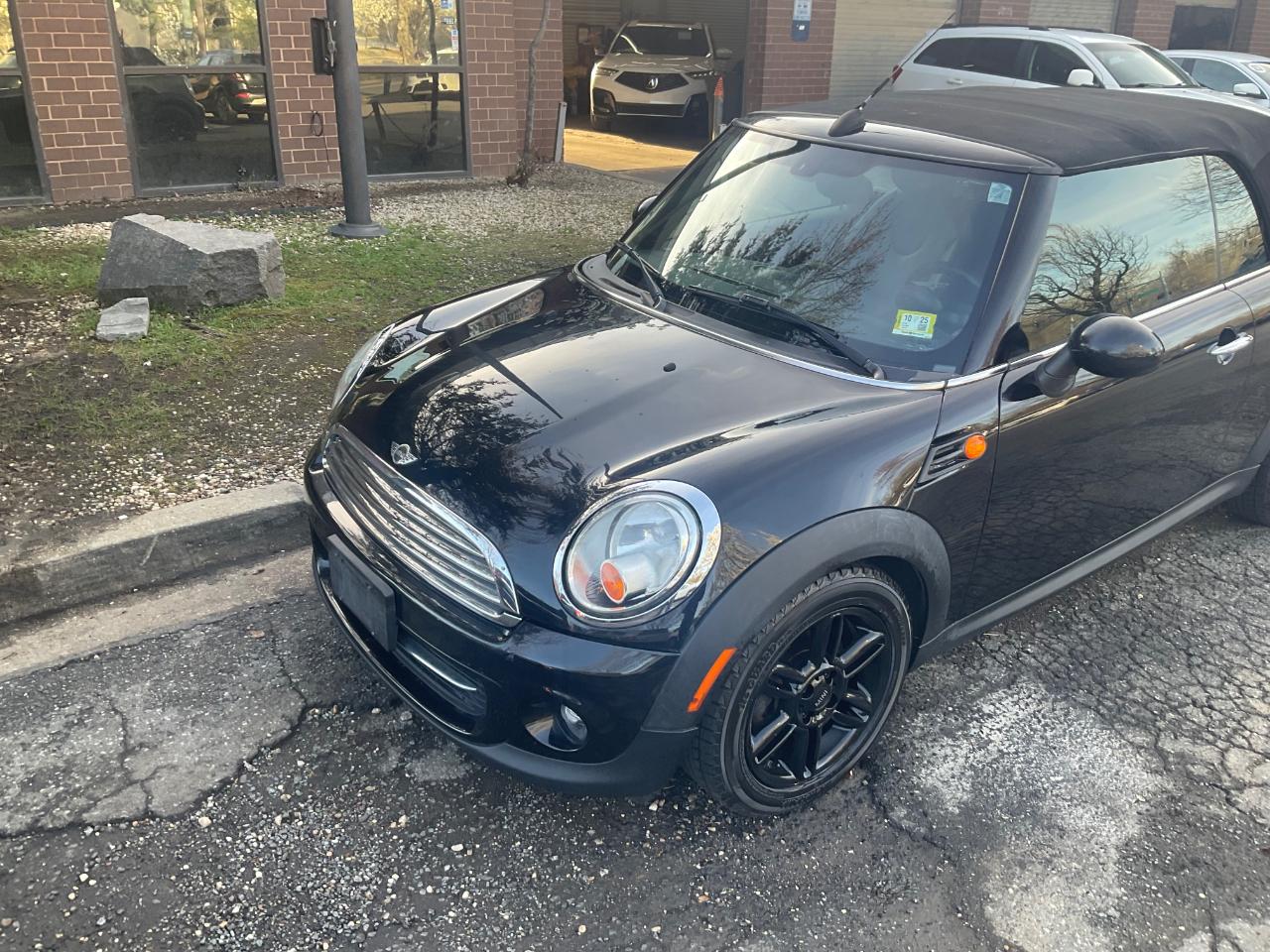 MINI Cooper Convertible 2dr 2015