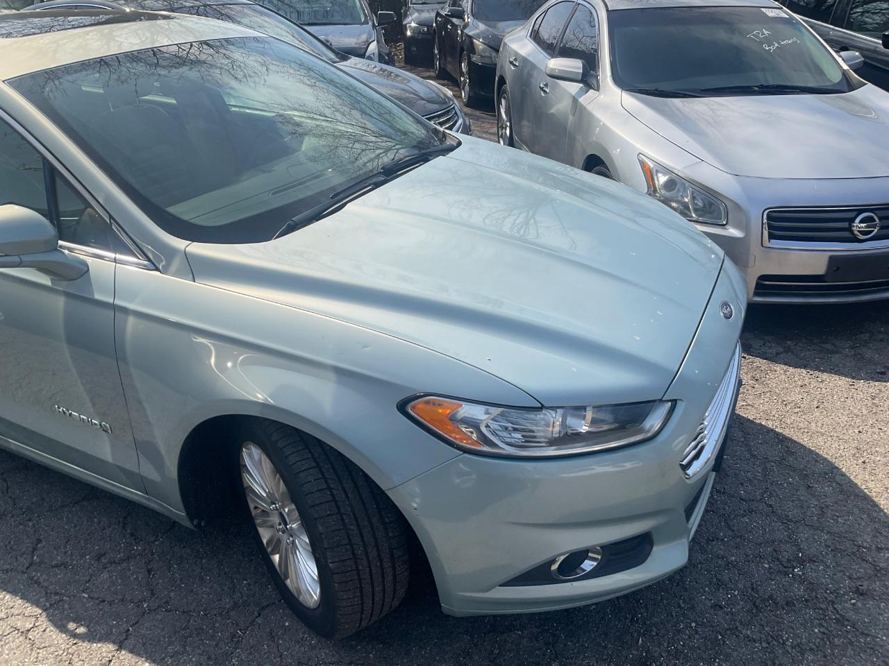 Ford Fusion 4dr Sdn SE Hybrid FWD 2013