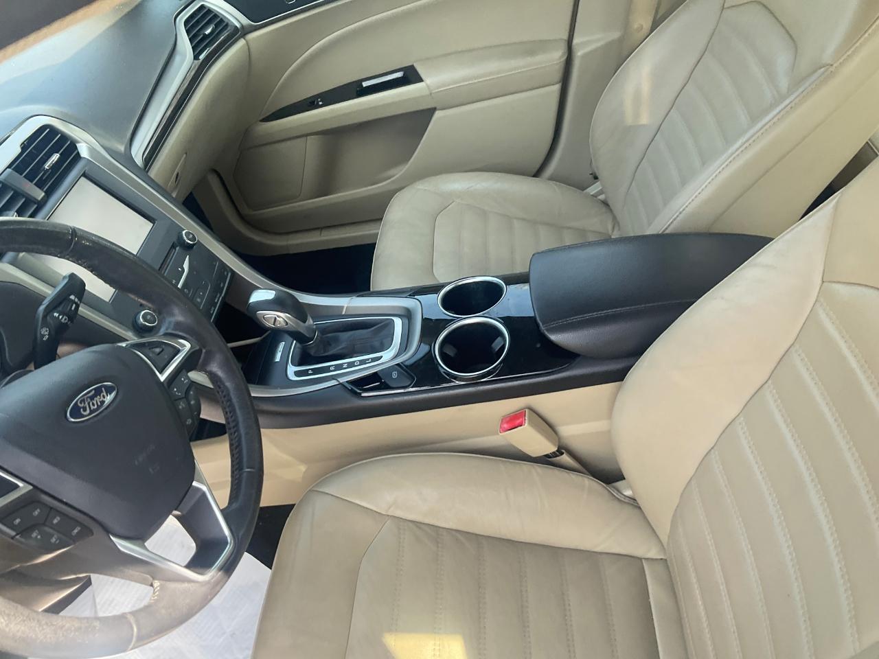 Ford Fusion 4dr Sdn SE Hybrid FWD 2013