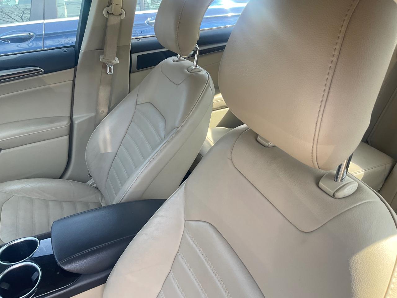 Ford Fusion 4dr Sdn SE Hybrid FWD 2013