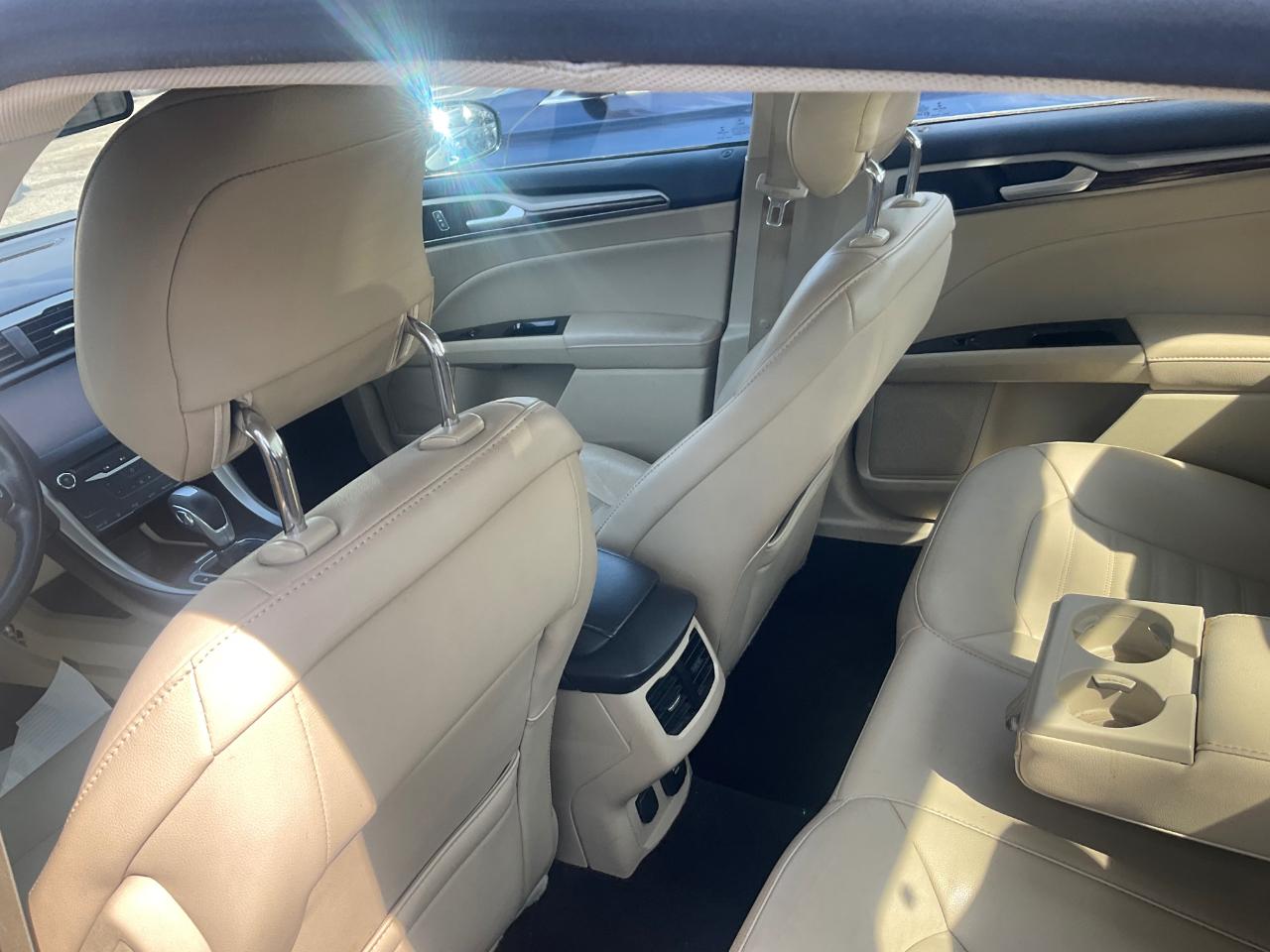 Ford Fusion 4dr Sdn SE Hybrid FWD 2013