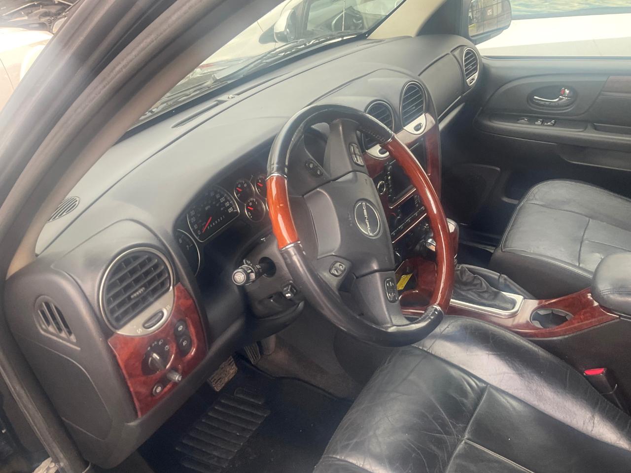 GMC Envoy 4dr 4WD Denali 2006