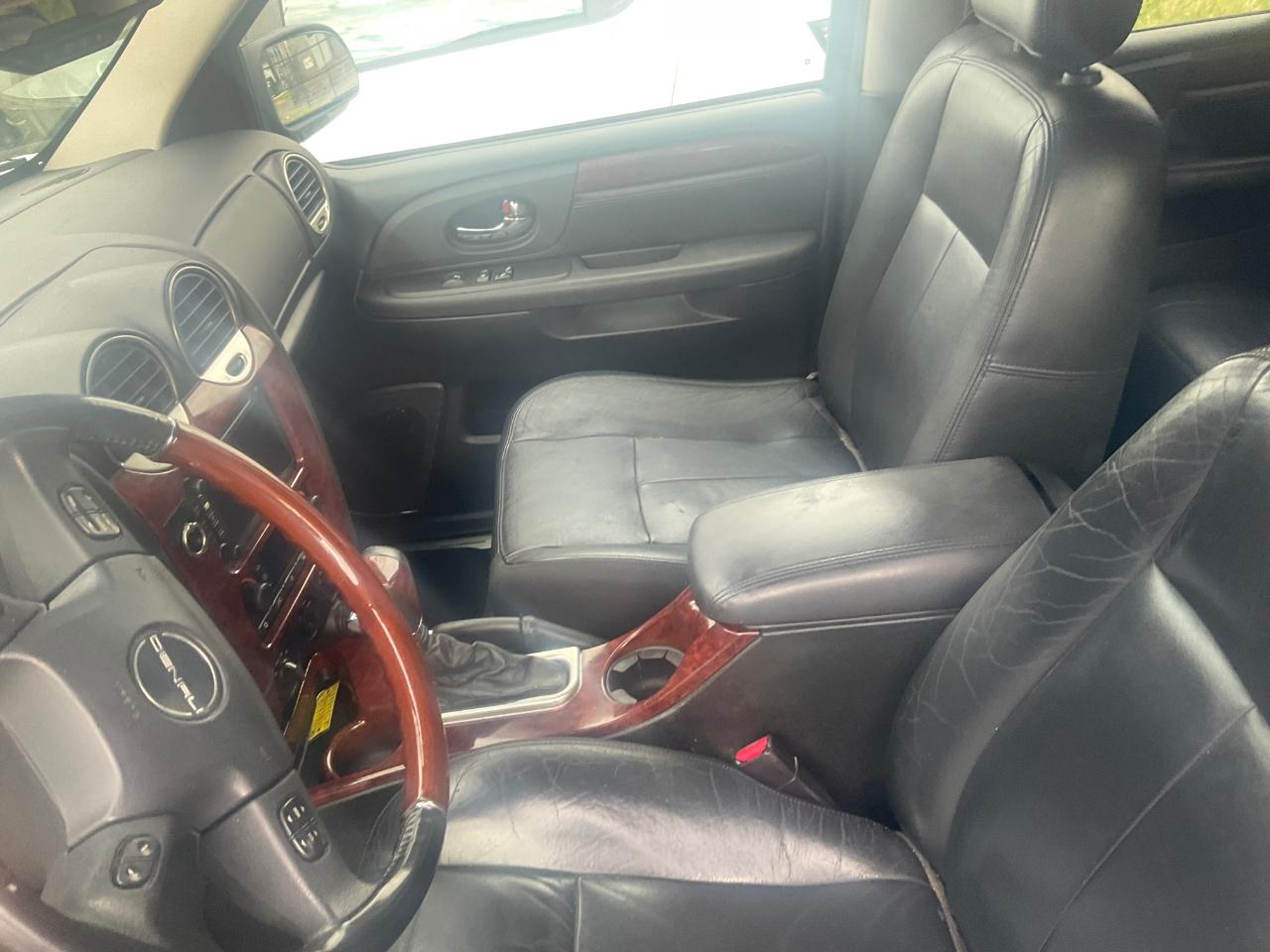 GMC Envoy 4dr 4WD Denali 2006