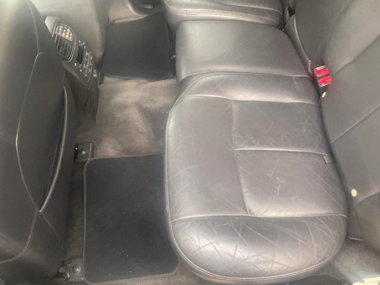 GMC Envoy 4dr 4WD Denali 2006