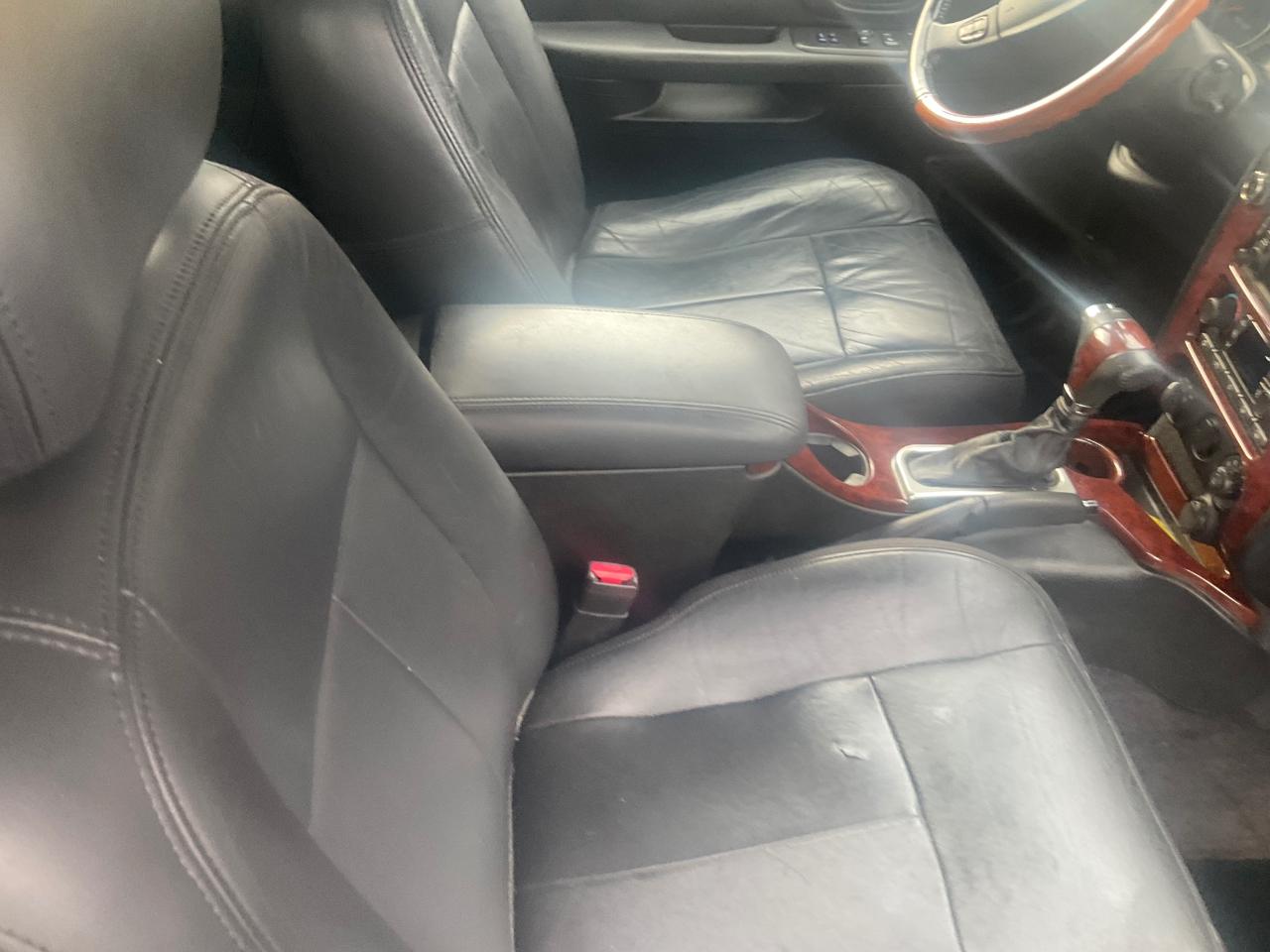 GMC Envoy 4dr 4WD Denali 2006