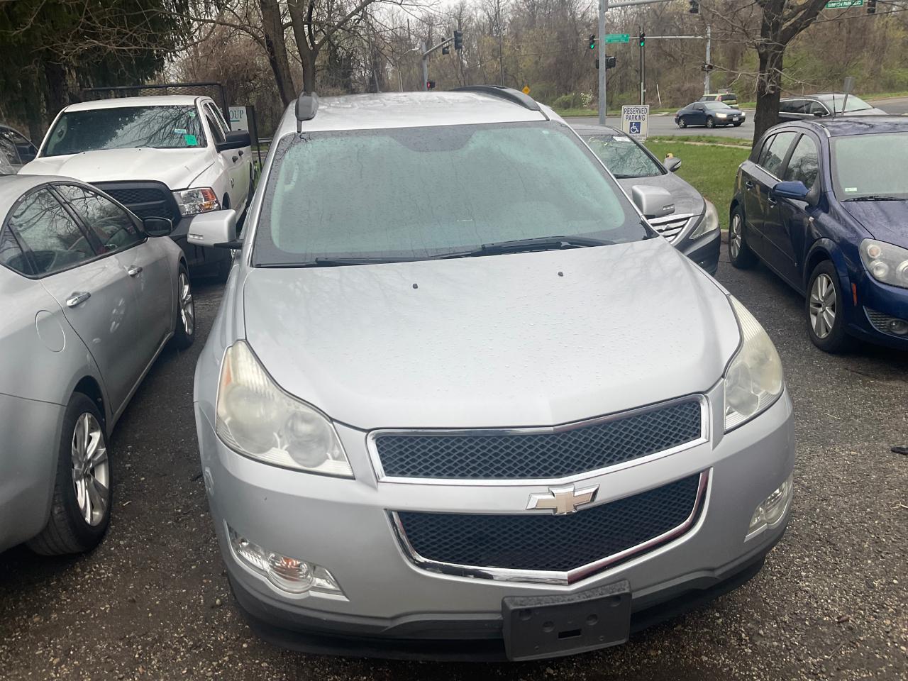 Chevrolet Traverse FWD 4dr LT w/1LT 2010