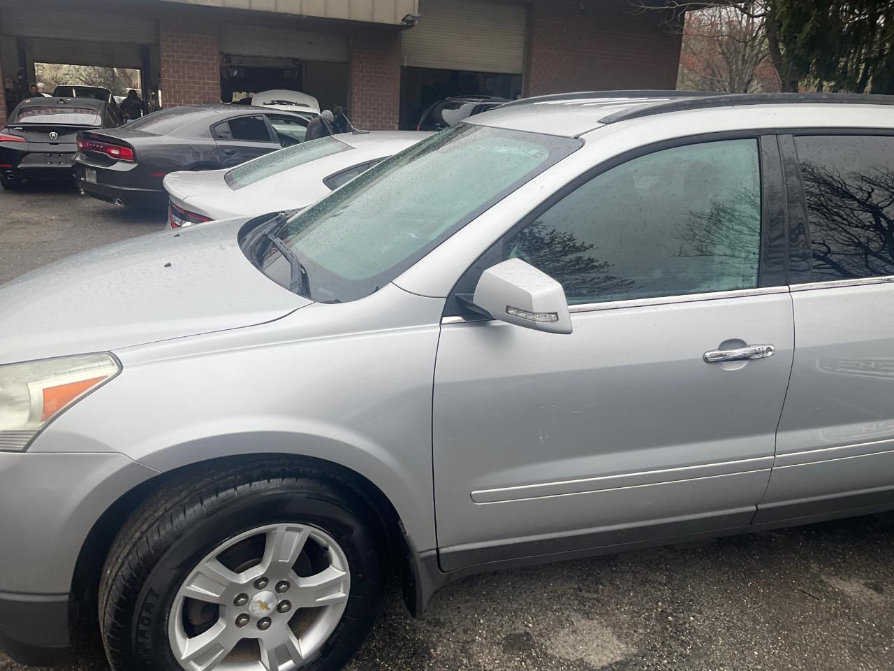 Chevrolet Traverse FWD 4dr LT w/1LT 2010