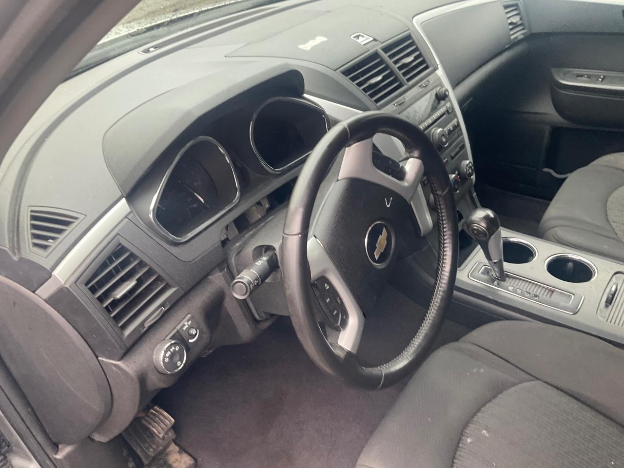 Chevrolet Traverse FWD 4dr LT w/1LT 2010