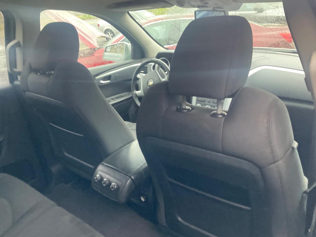 Chevrolet Traverse FWD 4dr LT w/1LT 2010