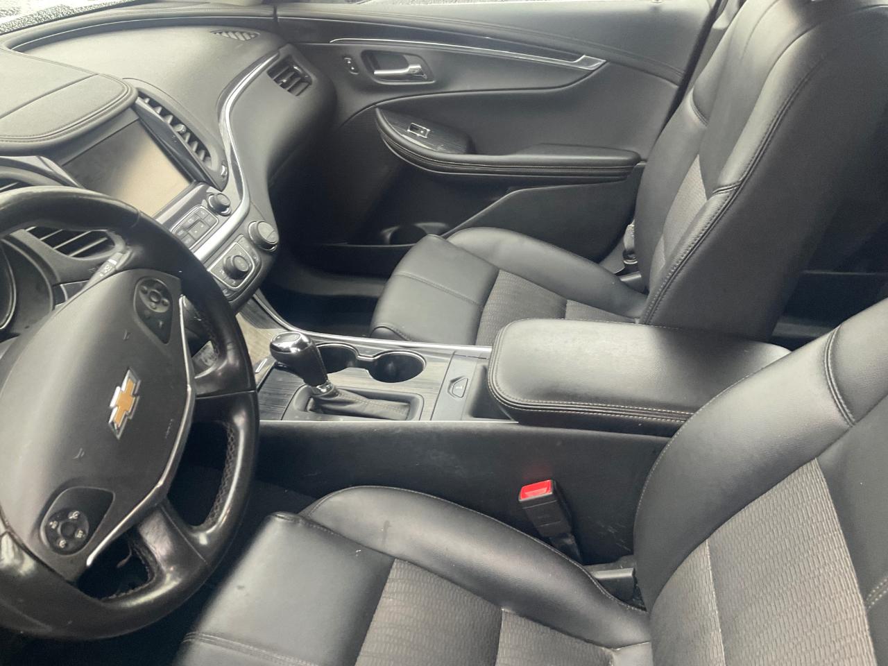 Chevrolet Impala 4dr Sdn LT w/1LT 2018