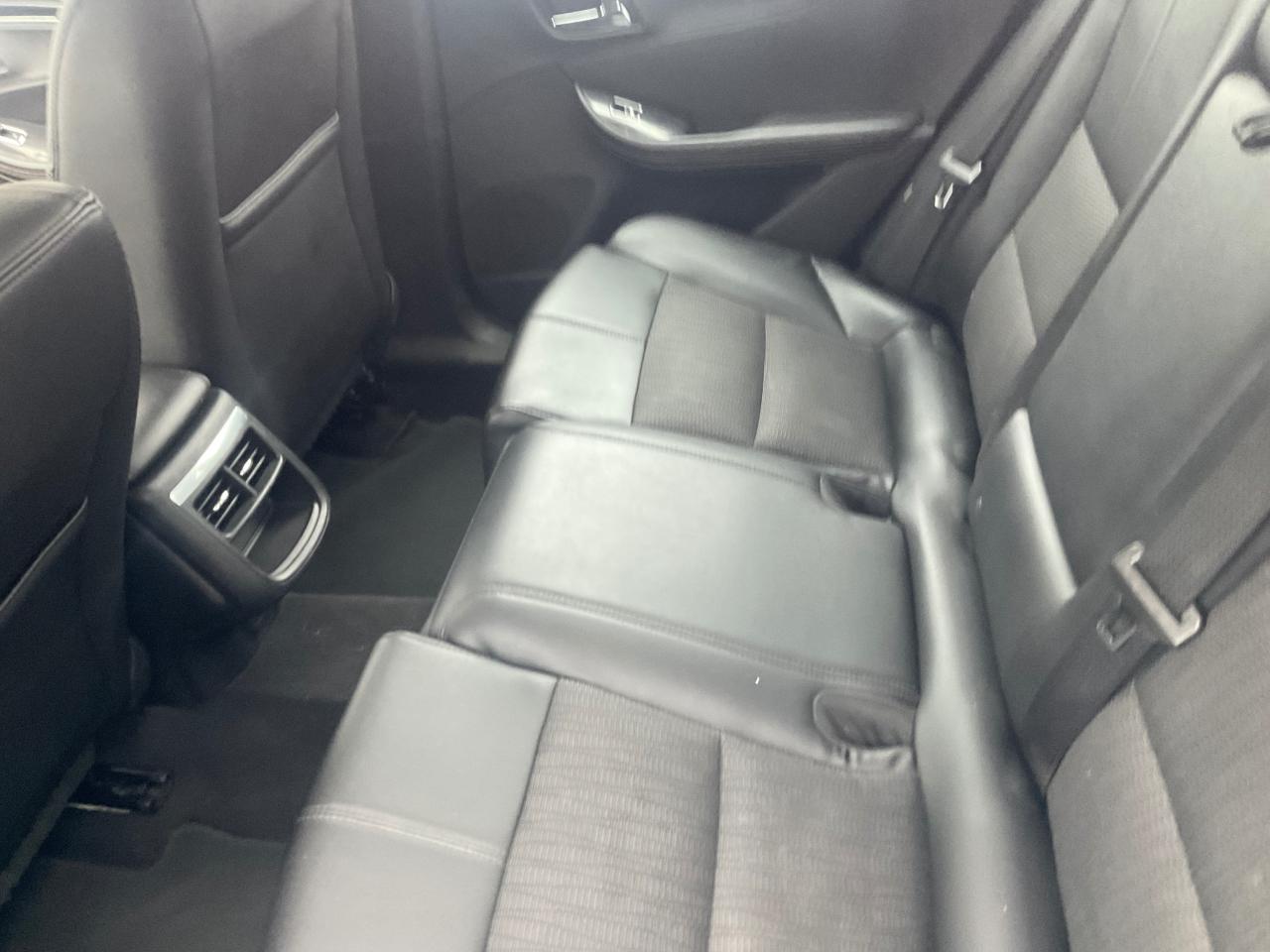 Chevrolet Impala 4dr Sdn LT w/1LT 2018