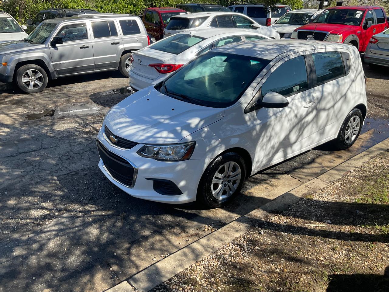 Chevrolet Sonic 5dr HB Auto LT w/1FL 2017