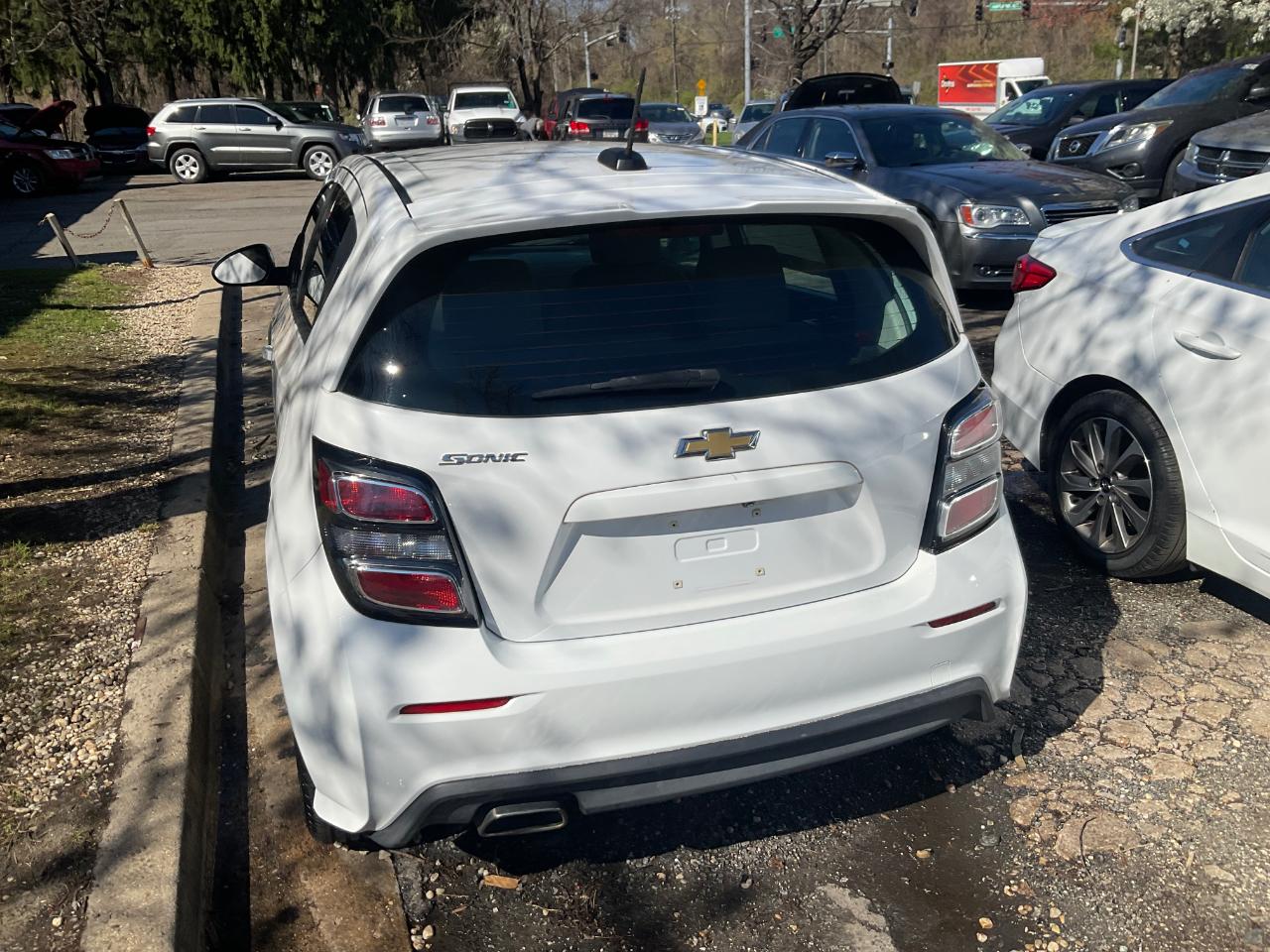 Chevrolet Sonic 5dr HB Auto LT w/1FL 2017