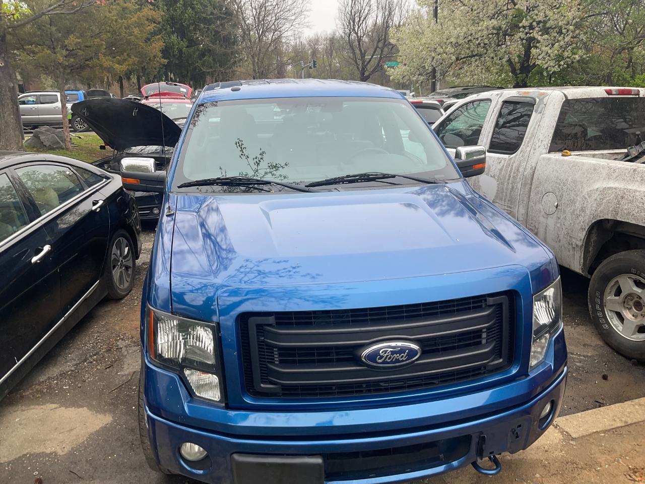 Ford F-150 4WD SuperCab 145" Lariat 2013