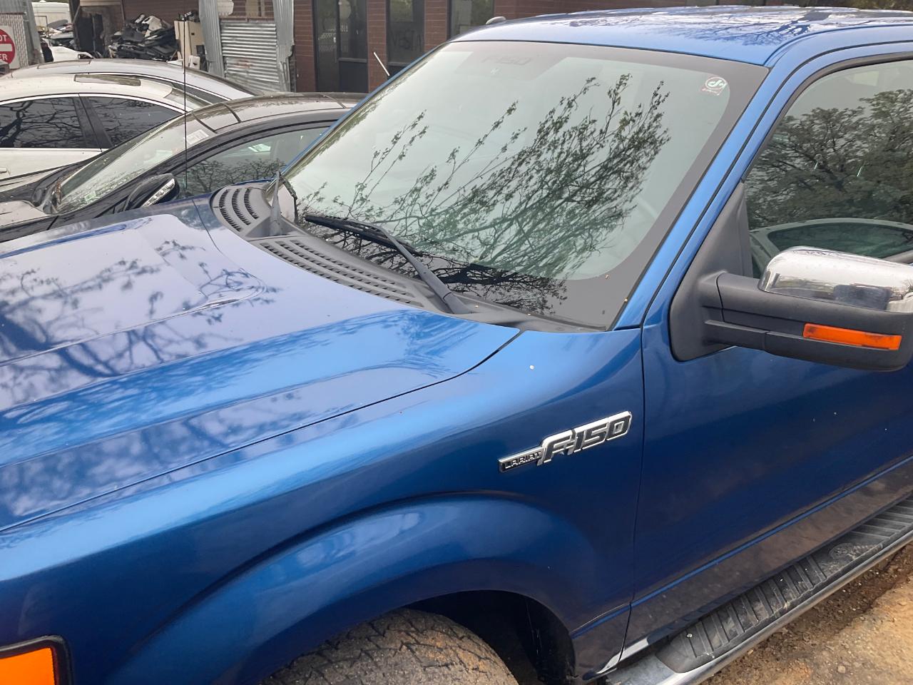 Ford F-150 4WD SuperCab 145" Lariat 2013