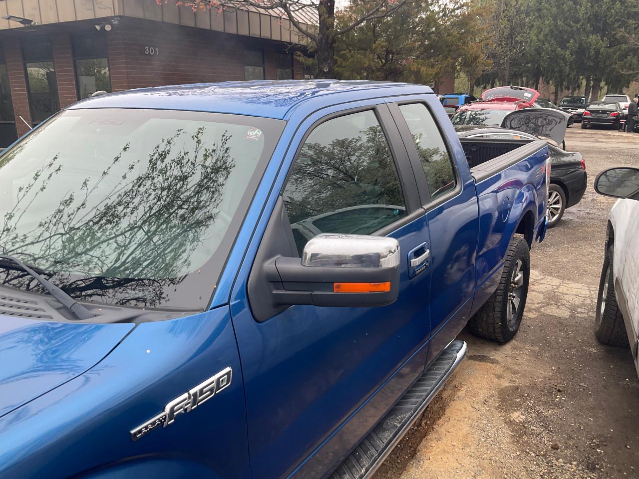 Ford F-150 4WD SuperCab 145" Lariat 2013