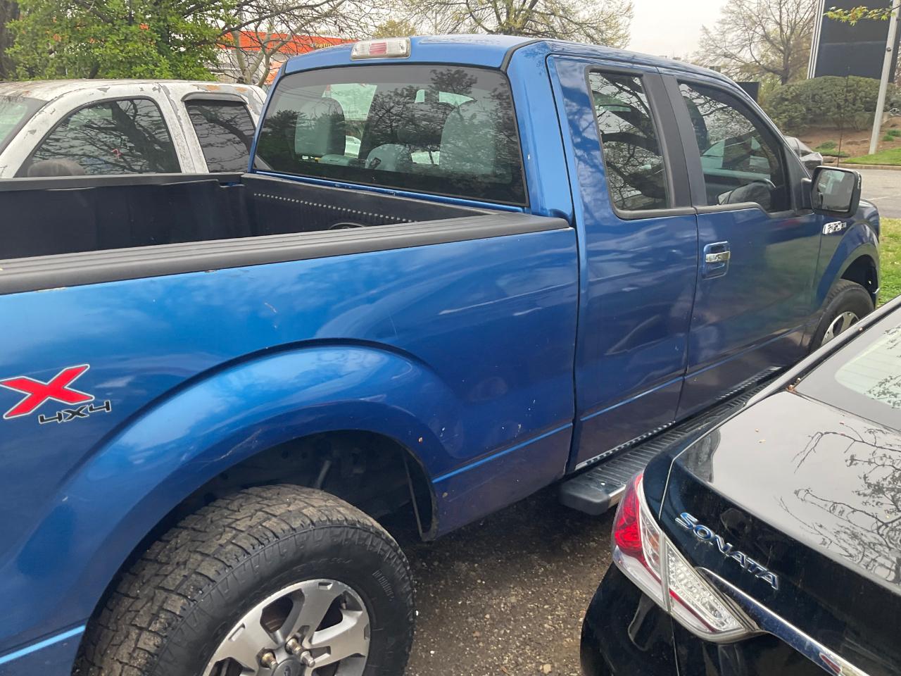 Ford F-150 4WD SuperCab 145" Lariat 2013