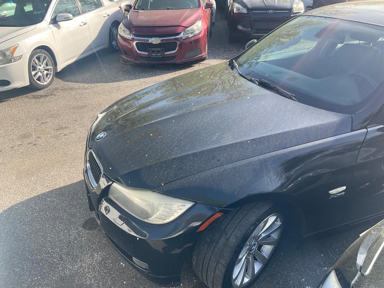 BMW 3 Series 4dr Sdn 328i xDrive AWD 2011