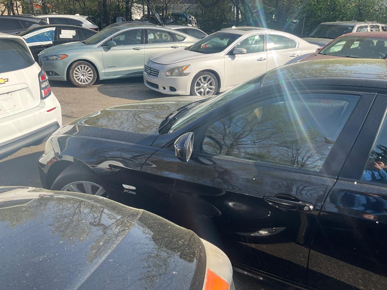 BMW 3 Series 4dr Sdn 328i xDrive AWD 2011