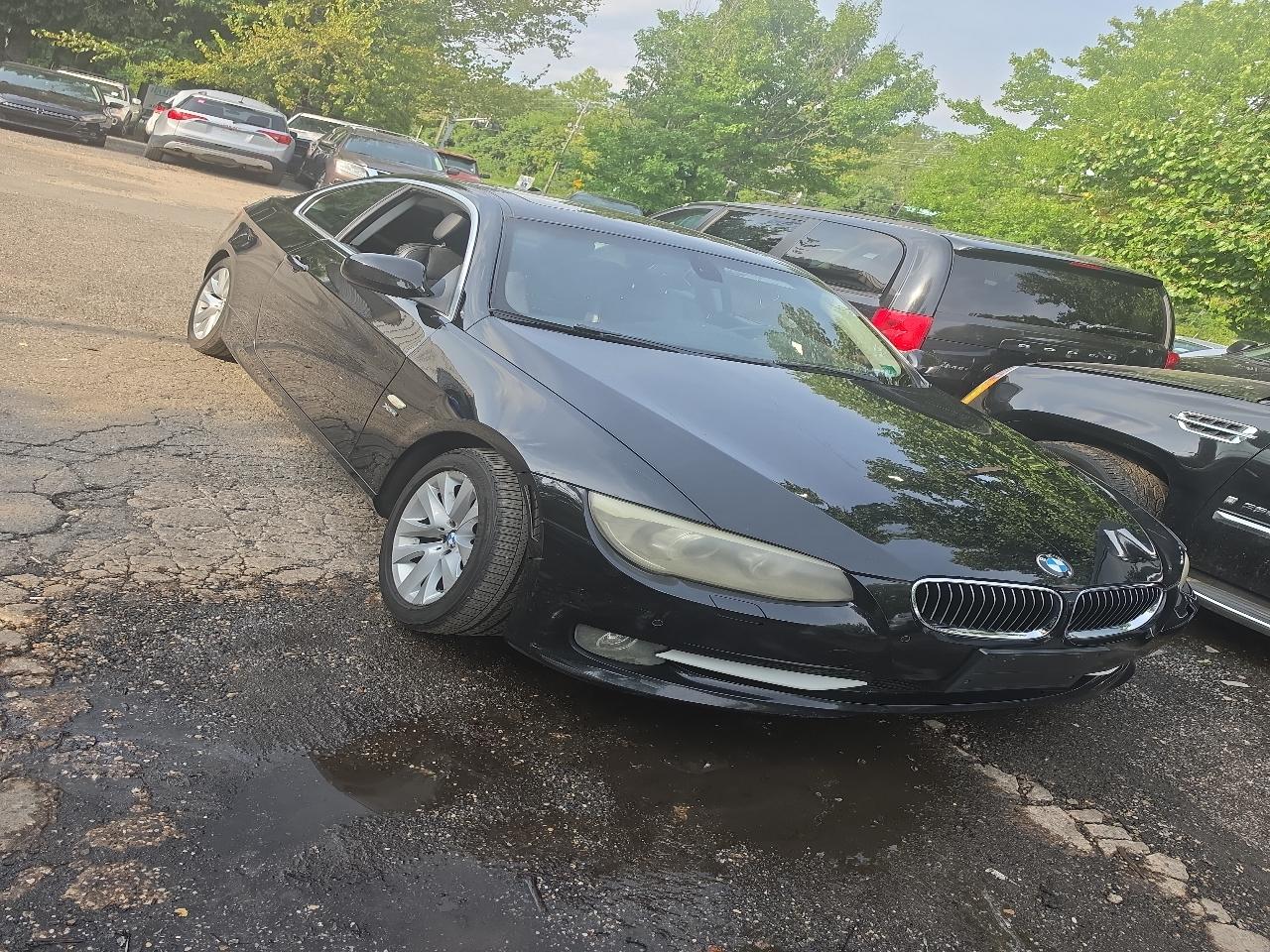 BMW 3 Series 4dr Sdn 328i xDrive AWD 2011